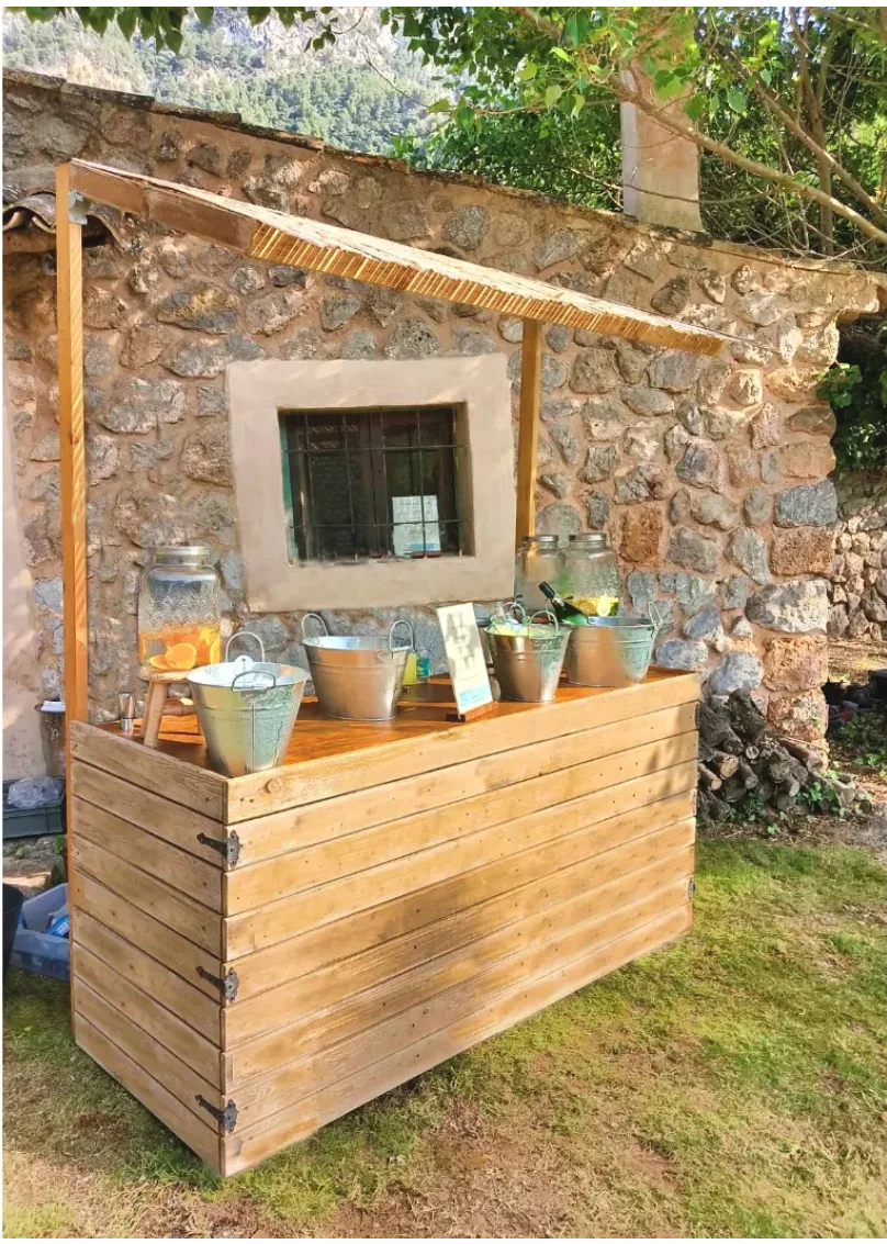 estaciones de autoservicio menaje